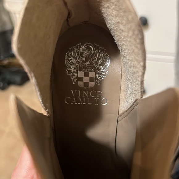 Vince Camuto “Welland” Bootie, size 8.5 - Picture 2 of 4